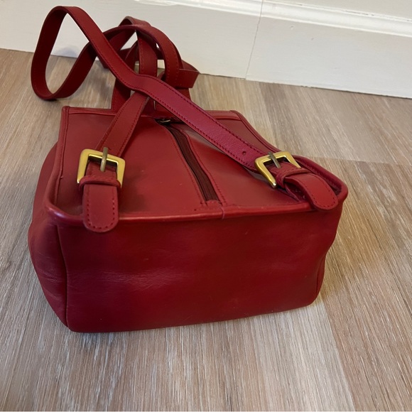 Red Genuine Leather Backpack Brass Turn Lock Closure adjustable strap purse bag - Picture 6 of 9